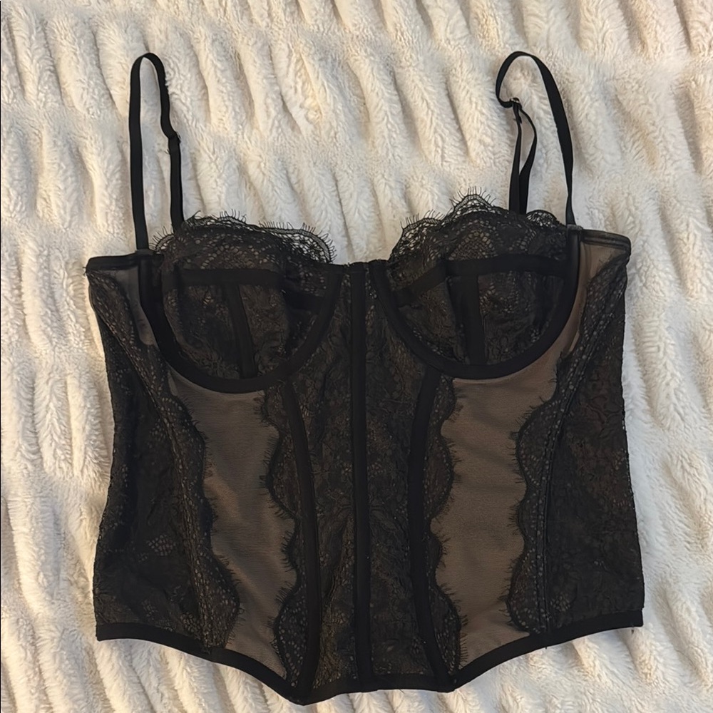 Elegant Black Lace Bustier